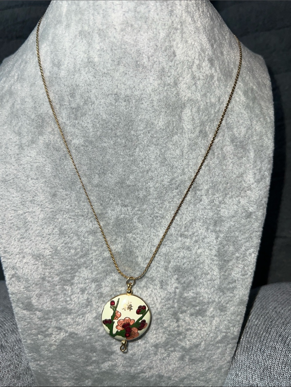Gold-Tone cloisonné Floral Pendant Necklace with Cream Enamel Disc
